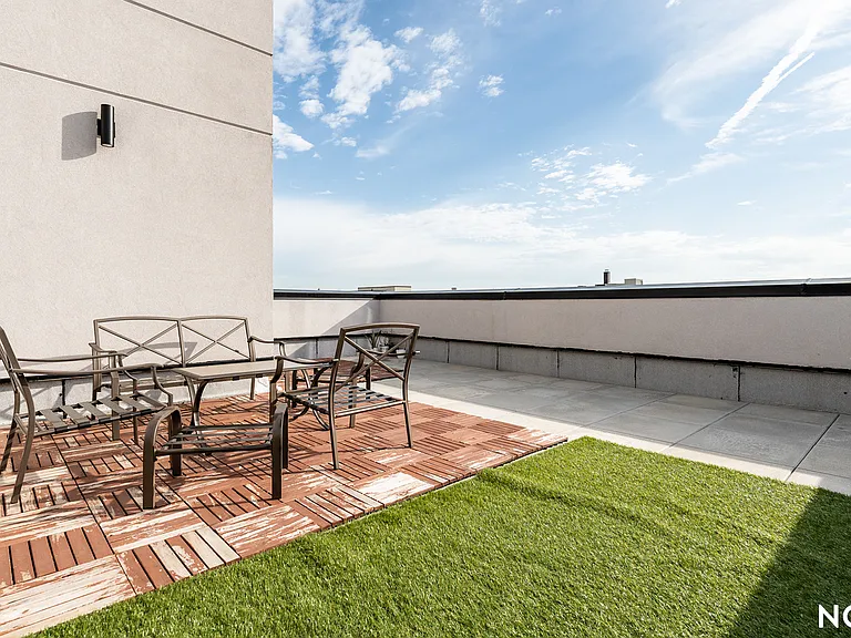 1173 Rogers Ave #PH1 — Photo 20