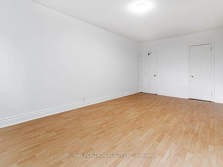 1840 Bathurst St #104 — Photo 15