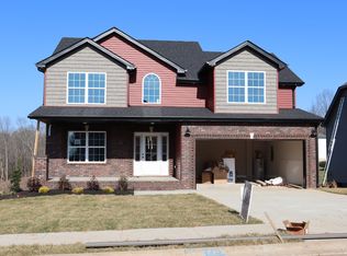 521 Cresthaven Ln, Clarksville, TN 37043