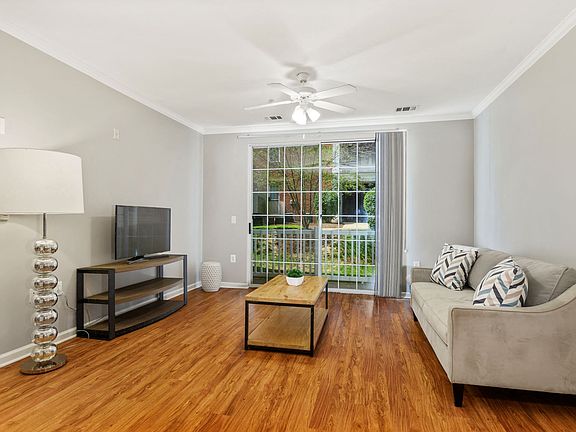 3rd image of 105 King Farm Blvd APT F406