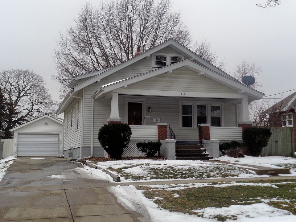 1st image of 411 Rockwell St