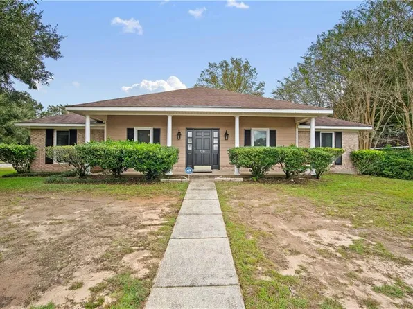 7351 Smithfield Rd E, Mobile, AL 36695