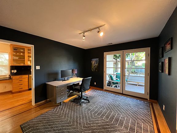5th image of 5331 Callister Ave