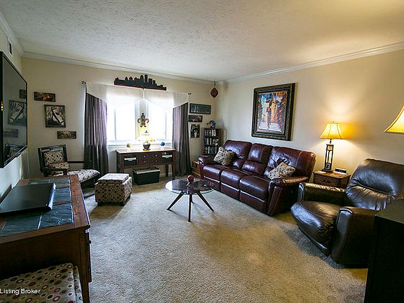 5th image of 1815 Gardiner Ln APT B24