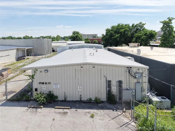 1738 E 7th St, Tulsa, OK 74104