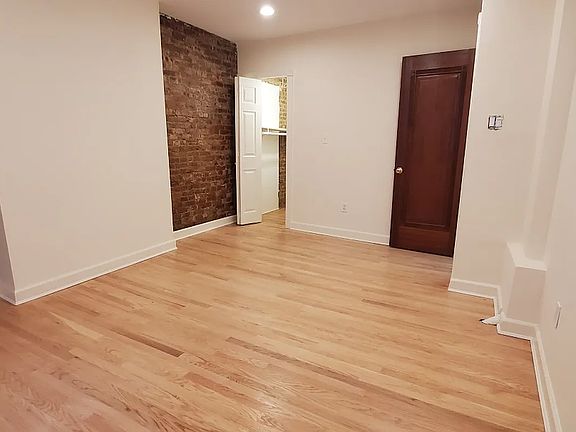 5th image of 1140 1st Ave #1