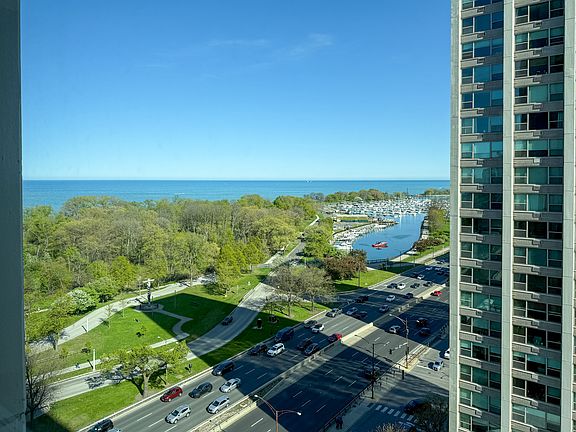 2nd image of 3600 N Lake Shore Dr APT 1517