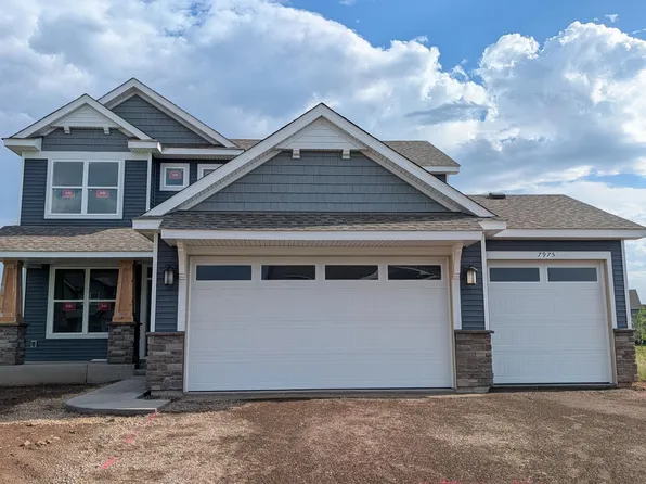 7975 41st St N, Oakdale, MN 55128