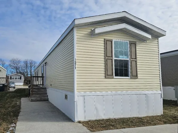 1371 York St, Greenwood, IN 46143