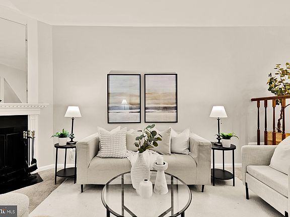 3rd image of 6207 Cool Valley Ct