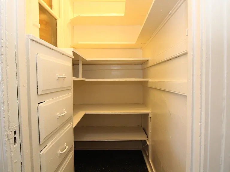 4310 N Ashland Ave #2W — Photo 5