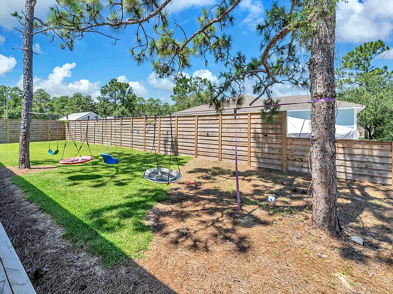 132 Foxmeyer Dr — Photo 43