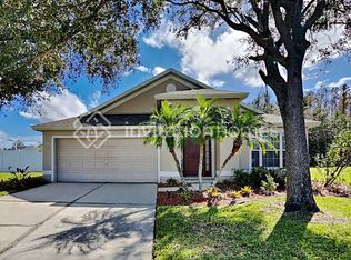 2002 Shelbourne Ct, Wesley Chapel, FL 33543