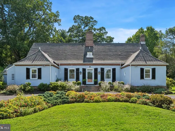919 Frazier Rd, Rydal, PA 19046