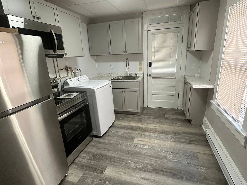 1st image of 23 S Burhans Blvd