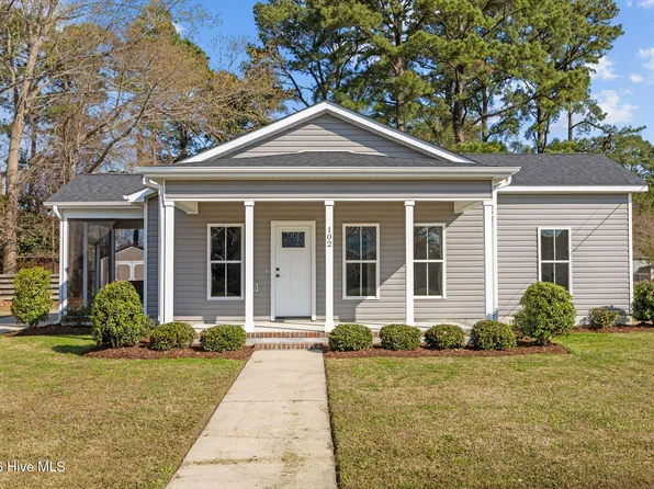 102 E Purvis Street, Robersonville, NC 27871