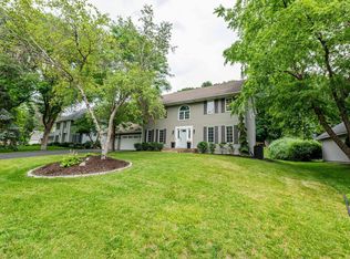 4810 Juneau Ln N, Plymouth, MN 55446