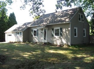 18 2nd St, Feasterville, PA 19053
