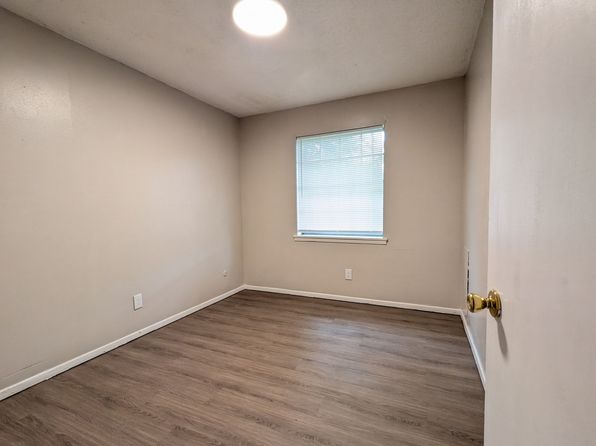 236 Greenwood Ave