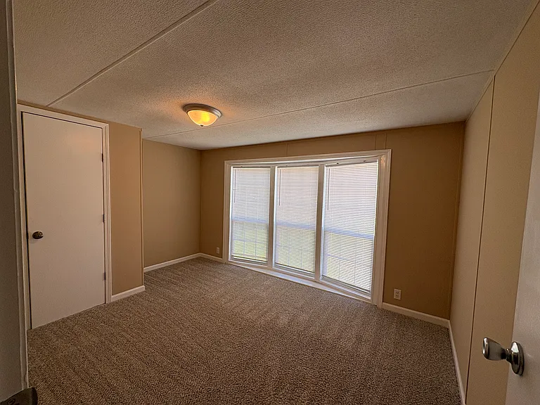 42 Freeman Rd — Photo 13