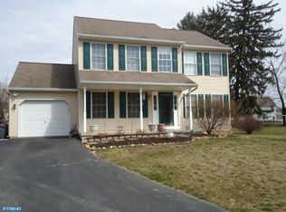 131 Stonebridge Ln, Downingtown, PA 19335