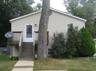 7602 S Oak Rd, Wonder Lake, IL 60097