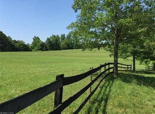 3030 Red Fox Rd, Tryon, NC 28782