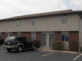 1201 N Main St #B, Nixa, MO 65714