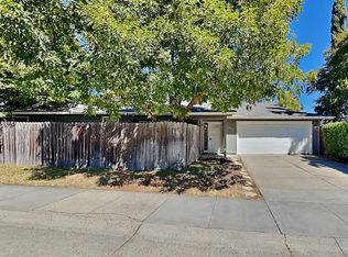 2 Claron Ct, Sacramento, CA