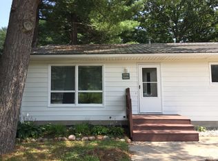 1308 Glen Rd, Midland, MI 48640