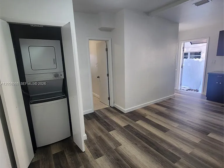 1726 SW 25th Ave #B — Photo 7