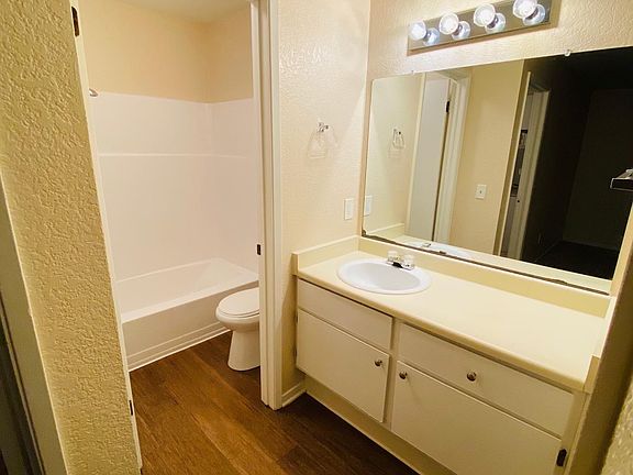 5th image of 7456 Sandalwood Dr #F