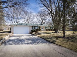N1514 Poeppel Rd, Fort Atkinson, WI 53538