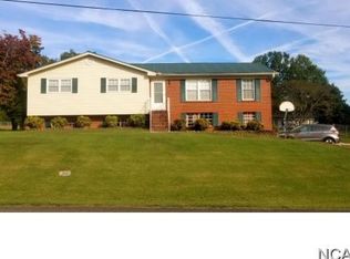 710 Hilltop Rd, Warrior, AL 35180