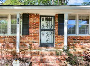 613 Don Dr, Greenville, SC 29607