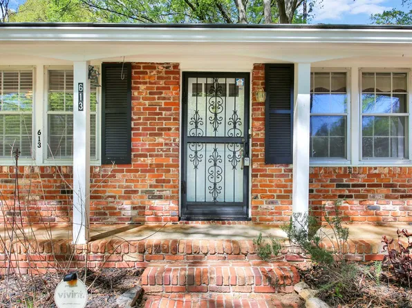 613 Don Dr, Greenville, SC 29607