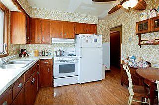 Kitchen / Breakfast Room