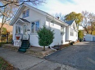 1505 Lloyd Ave, Waukegan, IL 60085