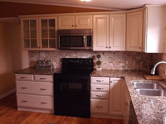 Custom Cabinets and Granite