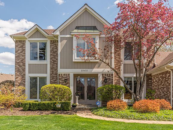4th image of 22432 Heatherwood Ct