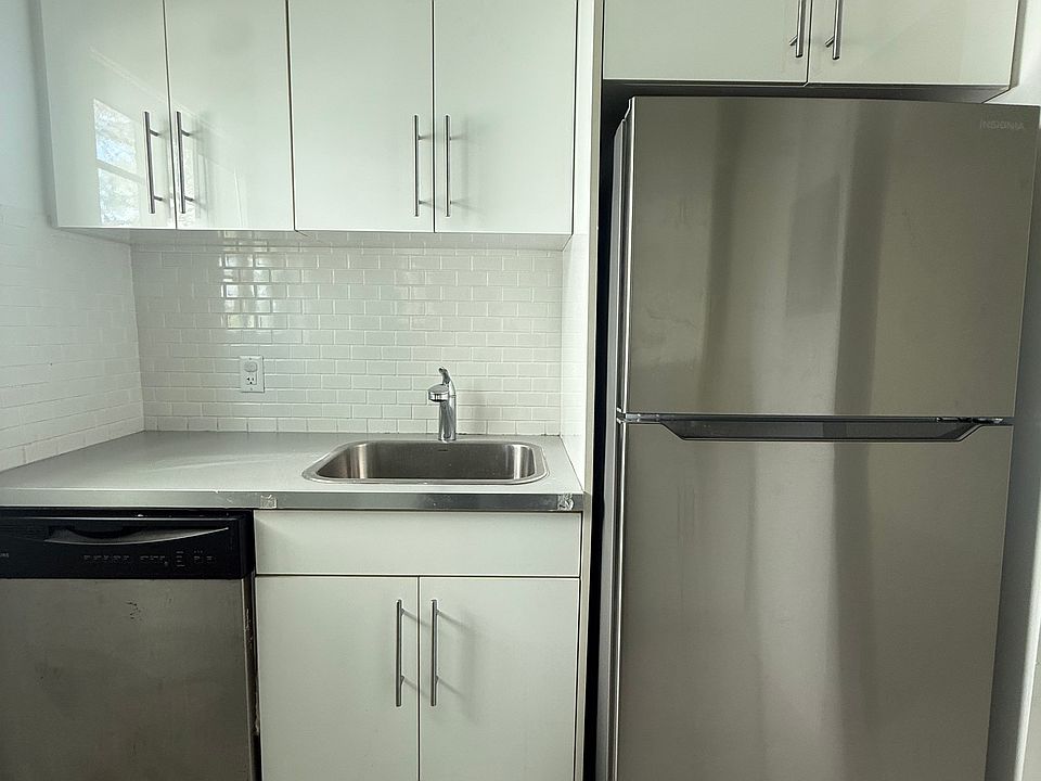 1st image of 2843 Sheridan Ave APT 7