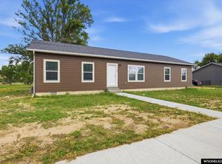 430 W Platte St, Glenrock, WY 82637