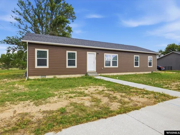 430 W Platte St, Glenrock, WY 82637