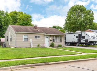 24 Ramona Dr, Fairborn, OH 45324