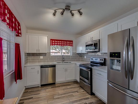 5th image of 10407 W Audrey Dr