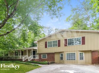 860 Green Forest Dr SE, Smyrna, GA 30082