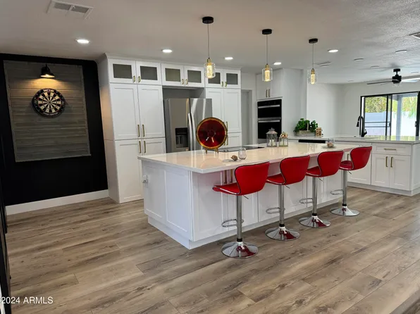 1835 W ISLETA Avenue, Mesa, AZ 85202