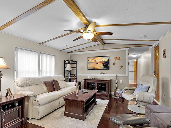 2nd image of 754 Michael Dr