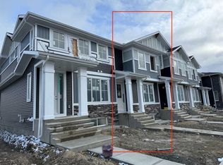 338 W Sundown Rd, Cochrane, AB T4C2T2