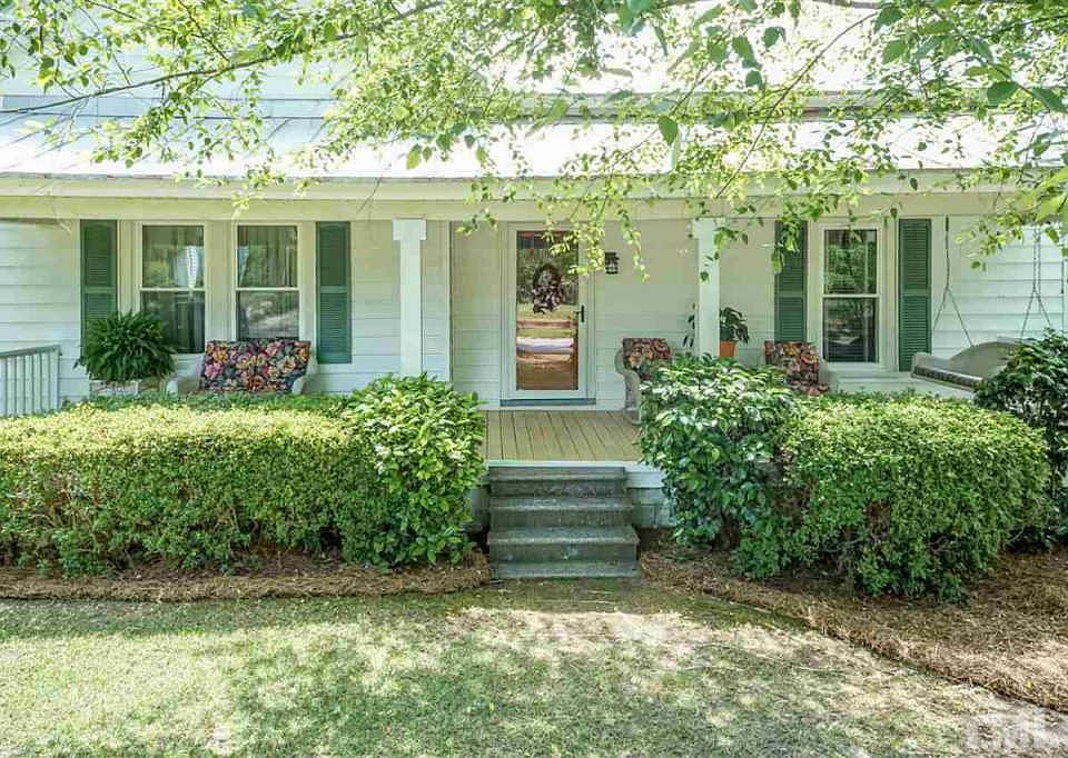 318 E Branch St, Spring Hope, NC 27882 Zillow